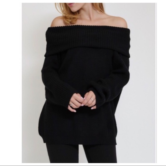 Sweaters - ✨LAST ONE✨Black off shoulder cowl neck sweater